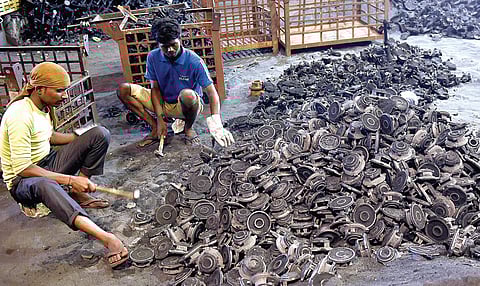 750 வார்ப்பட நிறுவனங்களுக்கு புத்துயிர் அளிக்கும் தமிழ்நாடு அரசு