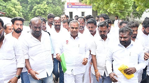 தவெக பொதுக்கூட்ட பாஸ் விற்பனையா? - புஸ்ஸி ஆனந்த் மறுப்பு