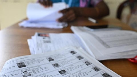 எஸ்ஐஆர் படிவம் பூர்த்தி செய்து வழங்க இன்று கடைசி நாள்