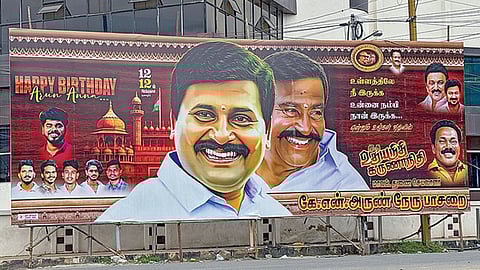 அருண் நேரு பாசறை: அலப்பறையை கிளப்பும் நேரு ஆதரவாளர்கள்!