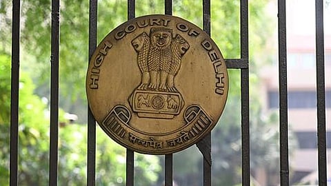 இண்டிகோ விமான சேவை முடங்கியபோது பிற நிறுவனங்கள் கட்டணங்களை பல மடங்கு உயர்த்தியது எப்படி? - ஐகோர்ட்