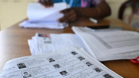 SIR: அரசியல் கட்சிகள் சார்பில் 2.50 லட்சம் ஆட்சேபனை மனுக்கள் வழங்கல்