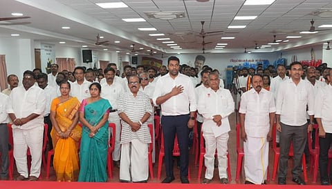 விஜய்யை முதல்வராக ஏற்போருடன் கூட்டணி: தவெக மாவட்ட செயலாளர்கள் கூட்டத்தில் உறுதி