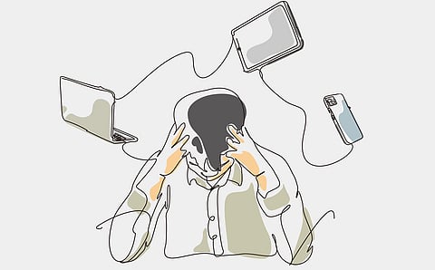 கவனச் சிதறல் அடிமைகள்! | உள்ளங்கையில் ஒரு சிறை 10