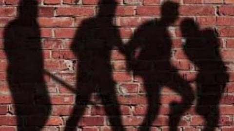 மாணவர் மோதல்: பேராபத்தின் தொடக்கப் புள்ளி!