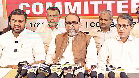 கோவையில் பேட்டியளித்த எஸ்டிபிஐ தேசிய துணைத் தலைவர் முஹம்மது ஷஃபி. படம்: ஜெ.மனோகரன்