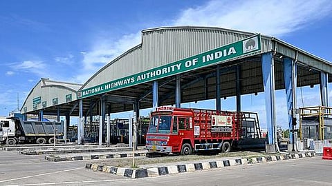 செயற்கைக்கோள் அடிப்படையிலான சுங்கவரி வசூல் அடுத்தாண்டு அமல்