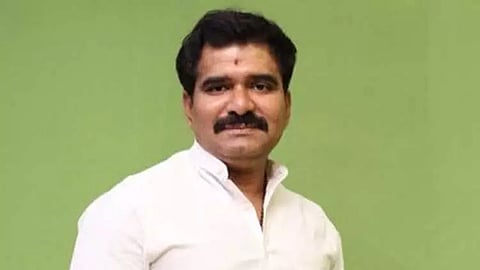 ‘திமுக - அதிமுக பங்காளிகள்’ - நிர்மல் குமார் புதுத் தகவல்