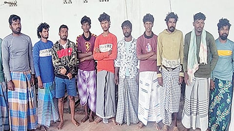 இலங்கை கடற்படையினரால் தமிழக மீனவர்கள் 12 பேர் சிறைபிடிப்பு: மத்திய அமைச்சருக்கு முதல்வர் ஸ்டாலின் கடிதம்