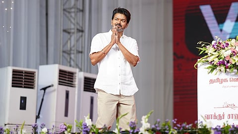 தவெகவை நோக்கி நகரும் கட்சிகள்... தடுக்க முடியாமல் திணறும் பாஜக!