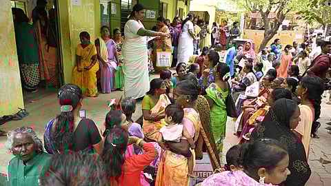 ‘நலம் காக்கும் ஸ்டாலின்’ - 844 மருத்துவ முகாம்களில் 13 லட்சம் பேர் பயனடைந்தனர்