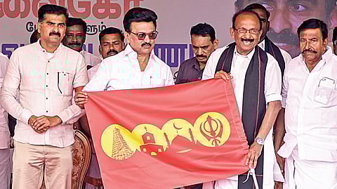 படம்: ர.செல்வமுத்துகுமார்