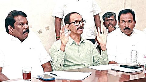 “அதிகாரத்தில் பங்கு வேண்டாம் என எந்தக் கட்சியாவது கூறுமா?” - காங்கிரஸ் மேலிடத் தலைவர் கேள்வி