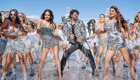 பணத்தைக் கொட்டி பரப்புரை! | பொங்கல் சினிமா