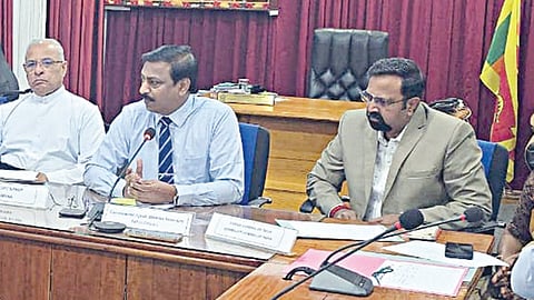 கச்சத்தீவு அந்தோணியார் ஆலயத் திருவிழா தொடர்பாக யாழ்ப்பாணம் மாவட்ட ஆட்சியர் அலுவலகத்தில் நேற்று நடைபெற்ற ஆலோசனைக் கூட்டத்தில் பங்கேற்றோர்.