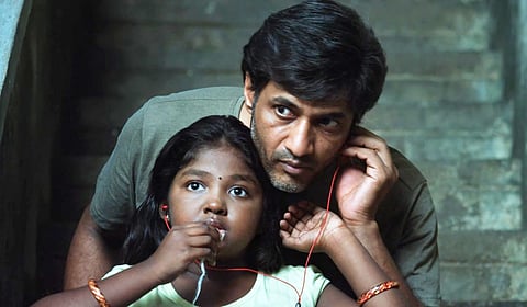 அப்பா - மகள் உறவைப் பேசும் ‘மெல்லிசை’