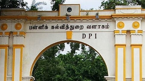 1,036 தலைமை ஆசிரியர் பணியிடங்களை நிரப்பாதது ஏன்? - தமிழக பள்ளிக் கல்வித் துறை விளக்கம்