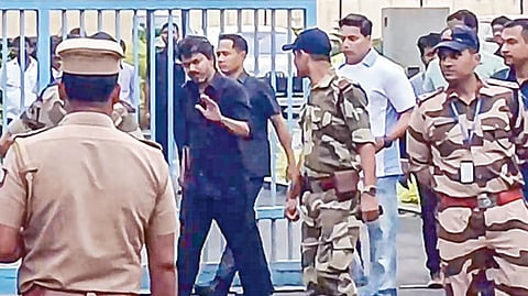 டெல்லி சிபிஐ தலைமை அலுவலகத்தில் ஆஜரான விஜய்யிடம் 7 மணி நேரம் விசாரணை