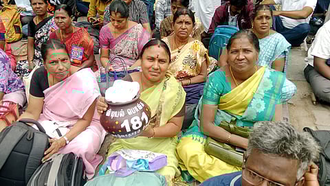 போராட்டக் களத்தில் பகுதி நேர ஆசிரியர்கள் | கோப்புப் படம்