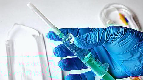 தனியார் மருத்துவமனைகளில் இலவச தடுப்பூசி திட்டம்: 100% இலக்கை எட்ட சுகாதாரத் துறை நடவடிக்கை