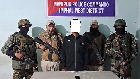 மணிப்பூர் மாநிலத்தில் 4 நக்சலைட்கள் கைது