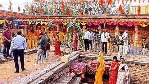 ம.பி.யில் வசந்த பஞ்சமி பூஜை பலத்த பாதுகாப்புடன் தொடக்கம்