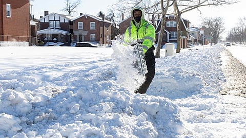 அமெரிக்காவில் பனிப்புயல் - சுமார் 25 பேர் உயிரிழப்பு