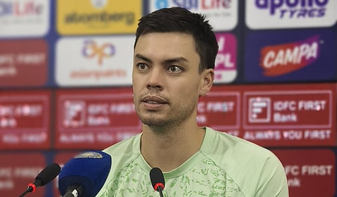 டி20 உலகக் கோப்பைக்கு முன்பு இந்தியாவிடம் இருந்து கற்றுக் கொள்வோம்: நியூஸி. வீரர் மார்க் சாப்மேன்