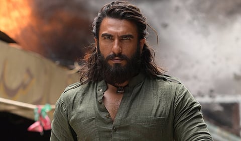 இந்தியாவில் ரூ.1,000 கோடி வசூலித்த முதல் இந்தி படம் - ‘துரந்தர்’ சாதனை