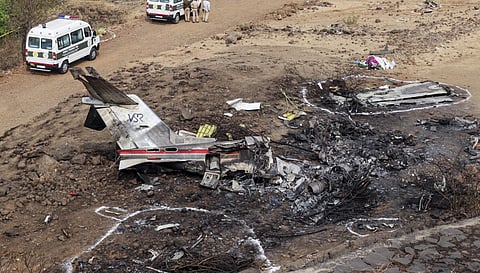 கருப்பு பெட்டி கண்டுபிடிப்பு: மகாராஷ்டிர விமான விபத்து விசாரணை நிலவரம் என்ன?