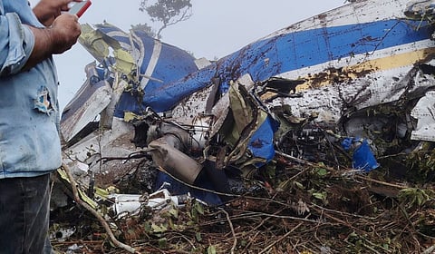 கொலம்பியாவில் விமான விபத்து: எம்.பி. உட்பட 15 பேர் உயிரிழப்பு