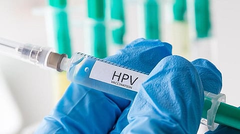 பெண்களைக் காக்கும் தடுப்பூசி: பாராட்டுக்குரிய முன்னெடுப்பு!