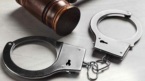 ஊராட்சி தலைவர் பதவிக்கு போட்டியிட மகளை கொன்ற தந்தை கைது - மகாராஷ்டிர அதிர்ச்சி