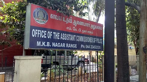 பள்ளியில் மாணவனிடம் கஞ்சா பறிமுதல் - சென்னையில் பெற்றோர், பொதுமக்கள் அதிர்ச்சி