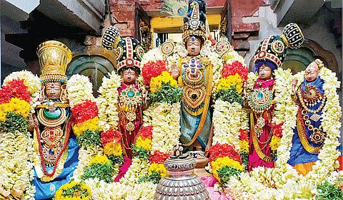 கண்நோய் நீக்கும் மணிமங்கலம் ராஜகோபால சுவாமி
