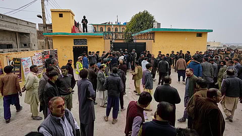 இஸ்லாமாபாத் மசூதியில் தற்கொலைப் படை தாக்குதல்: 31 பேர் உயிரிழப்பு, 169 பேர் காயம்