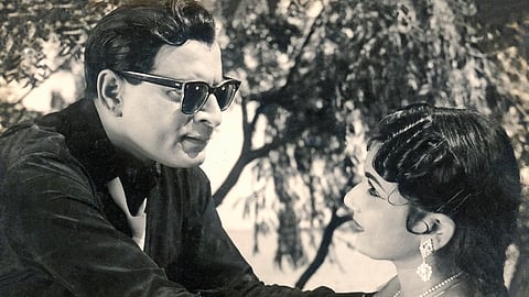 ‘அவனா இவன்?’ படத்தில் எஸ்.பாலசந்தார் - லட்சுமி ராஜம் | படம் உதவி: ஞானம் |