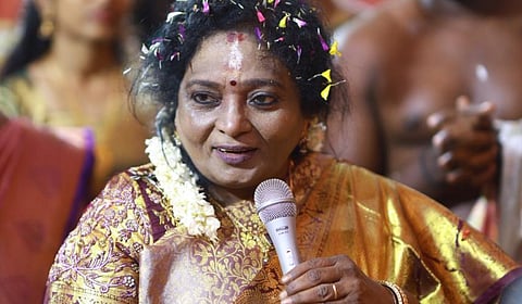 “காங்கிரஸ் ‘விசில்’ அடிக்க தயாராக இருக்கிறது” - தமிழிசை