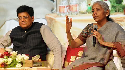 பியூஷ் கோயல், நிர்மலா சீதாராமன் | கோப்புப் படம்