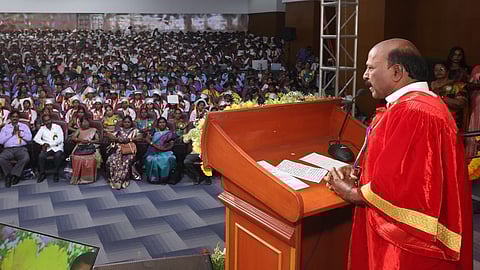 சென்னையில் நடந்த பட்டமளிப்பு விழாவில் செவிலிய மாணவ, மாணவிகளுக்கு பட்டங்களை வழங்கி உரையாற்றிய அமைச்சர் மா.சுப்பிரமணியன்