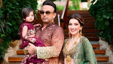 துபாயில் மனைவிக்காக ஆண்டுக்கு 3 கிலோ தங்கம் வாங்கும் கணவர்!