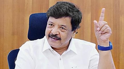 ஆந்திராவில் 4 அமைச்சர்களுக்கு நக்சலைட்டுகள் மிரட்டல்