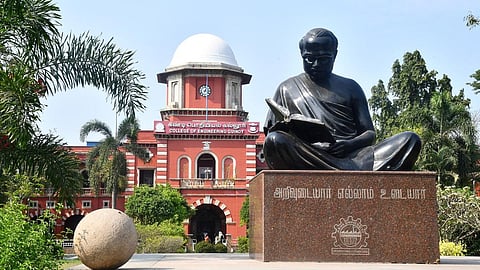 முன்னாள் மாணவர் வழங்கிய ரூ.1 கோடி நன்கொடையில் அண்ணா பல்கலை.யில் அதிநவீன ஏஐ ஆய்வகம்