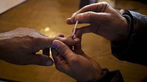 தேர்தல் ஆணையர்கள் 5 மாநிலங்களில் நேரில் ஆய்வு