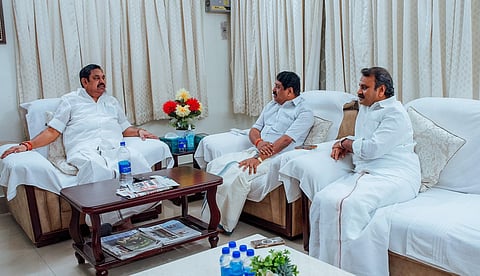 பழனிசாமியுடன் நயினார் நாகேந்திரன் சந்திப்பு