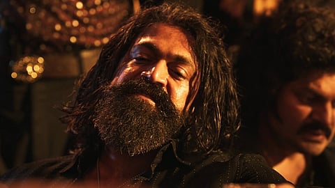 ‘டாக்ஸிக்’ டீசர் எப்படி? - ரத்தம் தெறிக்கும் வன்முறையில் யஷ்!