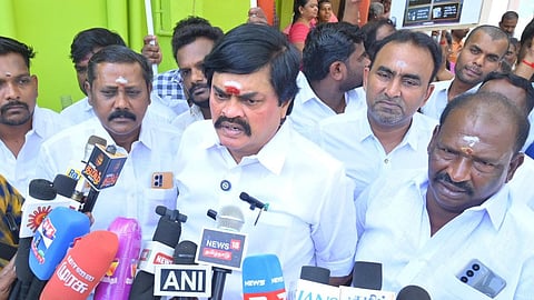 “திமுக - தேமுதிக கொள்ளை அடிப்பதற்கான கூட்டணி” - ராஜேந்திர பாலாஜி விமர்சனம்