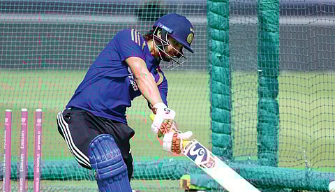 அகமதாபாத் நரேந்திர மோடி மைதானத்தில் தீவிர பேட்டிங் பயிற்சியில் ஈடுபட்ட இந்திய அணியின் தொடக்க வீரரான இஷான் கிஷன்.