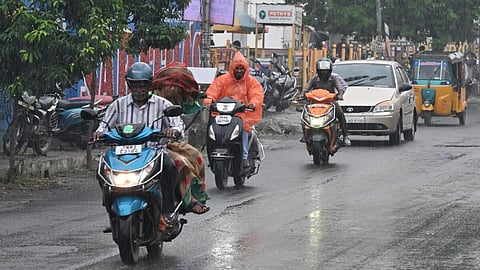 வானிலை முன்னறிவிப்பு: தமிழகத்தில் சில இடங்களில் மிதமான மழை வாய்ப்பு