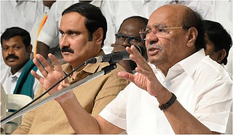 ராமதாஸ் தொடர்ந்த வழக்கு: அன்புமணி, தேர்தல் ஆணையம் பதிலளிக்க நீதிமன்றம் உத்தரவு